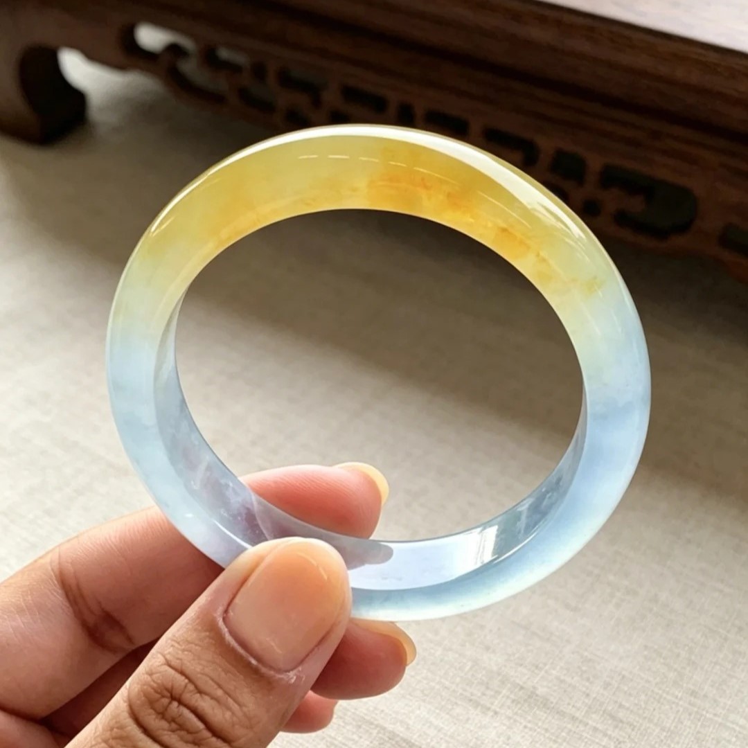 冰种蜜糖黄